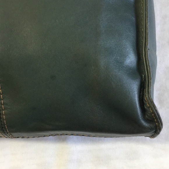 FOSSIL Purse - Picture 8 of 8